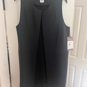 CAbi Style 3178. Artist Drafting Vest w/ Split Hem. Graphite Grey. Size M, NWT